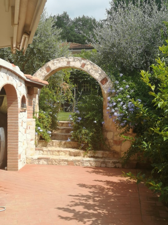  massarosa vendita quart: piano del quercione studio immobiliare la soffitta