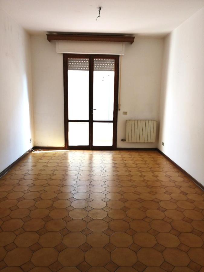  viareggio vendita quart: viareggio studio immobiliare la soffitta