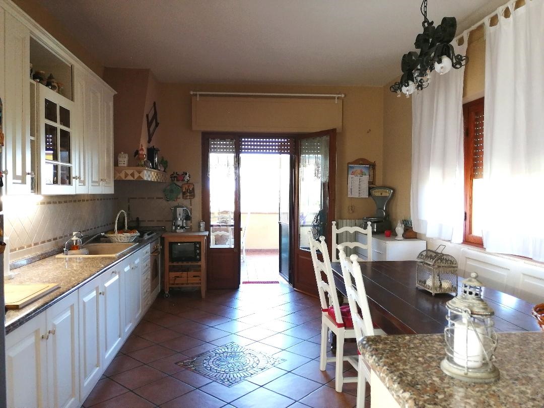 Villa MASSAROSA vendita  Massarosa  Studio Immobiliare La Soffitta